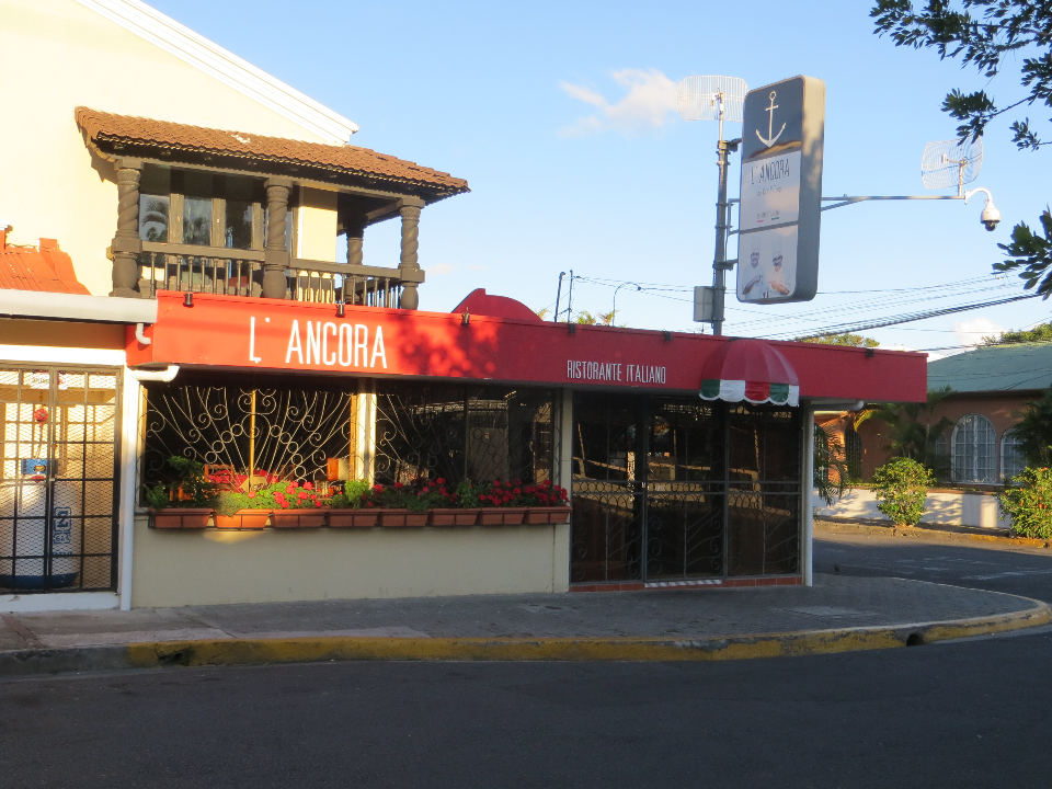 Paseo Gastronomico la Luz; Downtown’s Restaurant Row