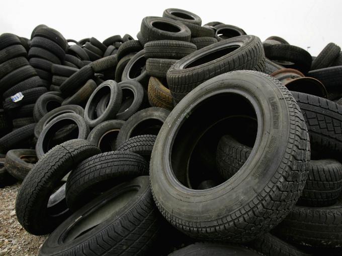 Government Orders State Institutions To Retread Tires To Reduce Costs and Generate Less Waste