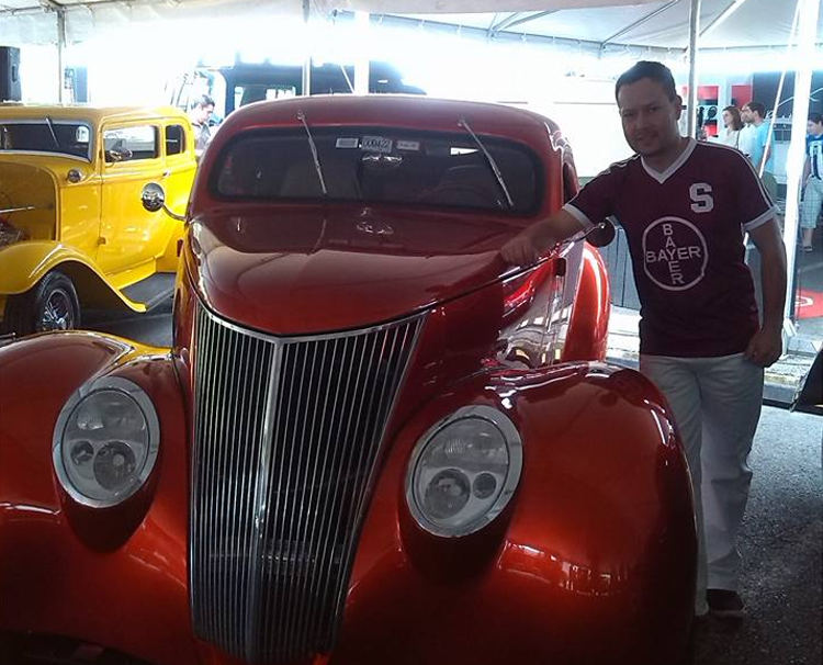 Antique Cars and Debi Nova in Escazu Today