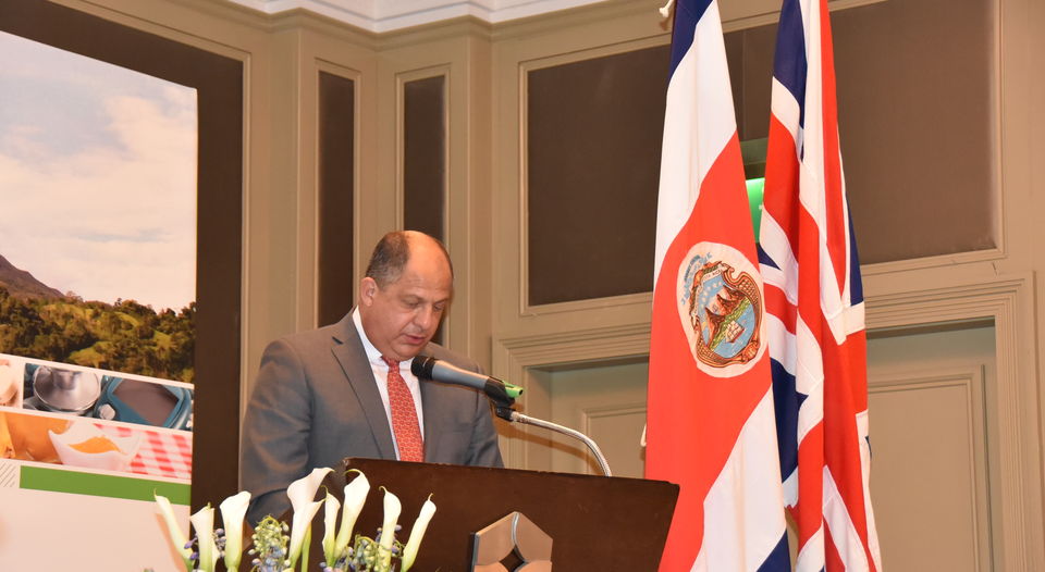 President Luis Guillermo Solis is in London this week to promote investment in Costa Rica. Photo Casa Presidencial