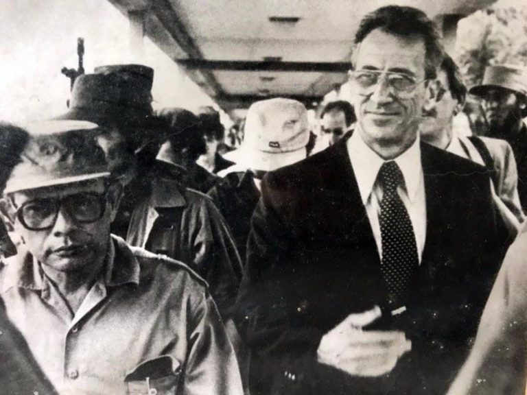 Lawrence Pezzullo, Who Brokered End Nicaragua’s Somoza Regime, Dies at 91