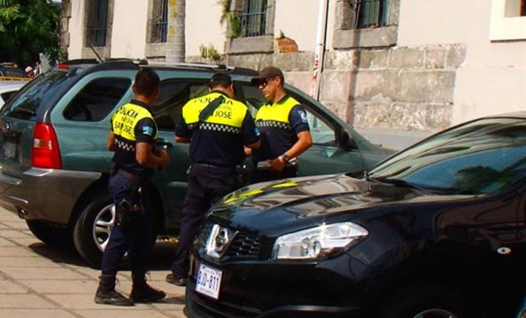 San Jose Municipal Police Got Tough On Illegaly Parked Cars During Transitarte