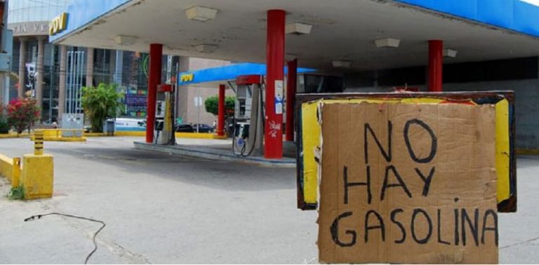 Venezuela in Crisis with Major Gas Shortages as Transport Grinds to Halt