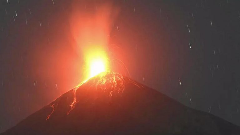 Three Volcanoes Increase Their Eruptive Activity in Guatemala