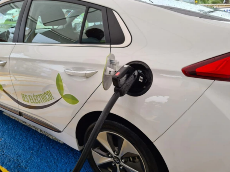 ICE to start charging at fast-charging stations for electric cars