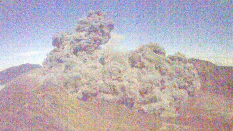 Turrialba volcano erupts