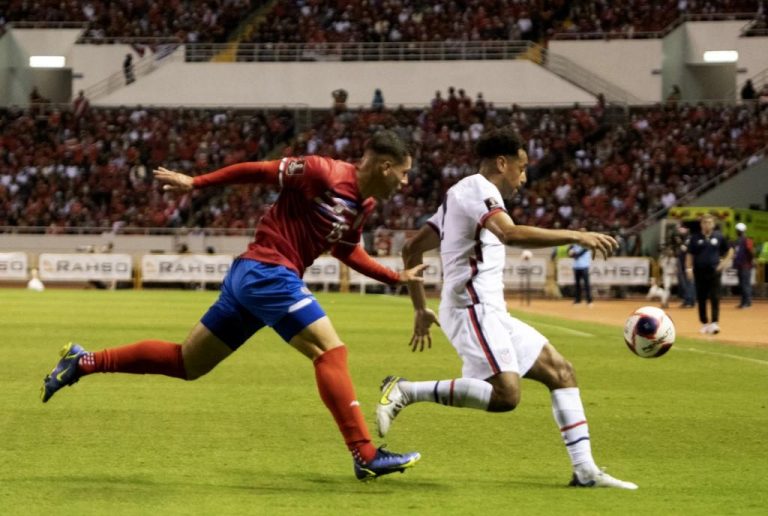 A hopeful victory: Costa Rica beat the USA in the world soccer qualifier