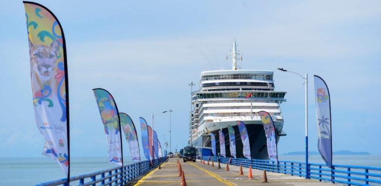 Puntarenas received 30,000 tourists and 80 ships during the 2021-2022 cruise season